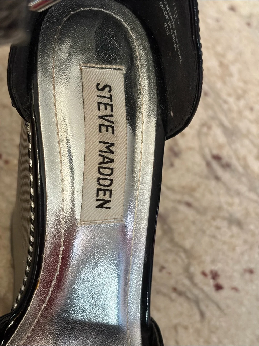 Steve Madden Vintage Never Worn Black Patent Striped Wedge Sandals